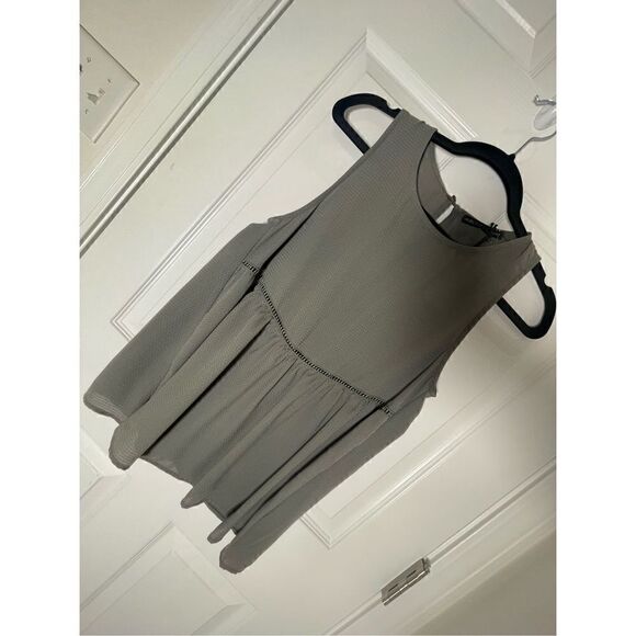 Harlowe & Graham women’s sleeveless blouse army green small NWT - Picture 1 of 9